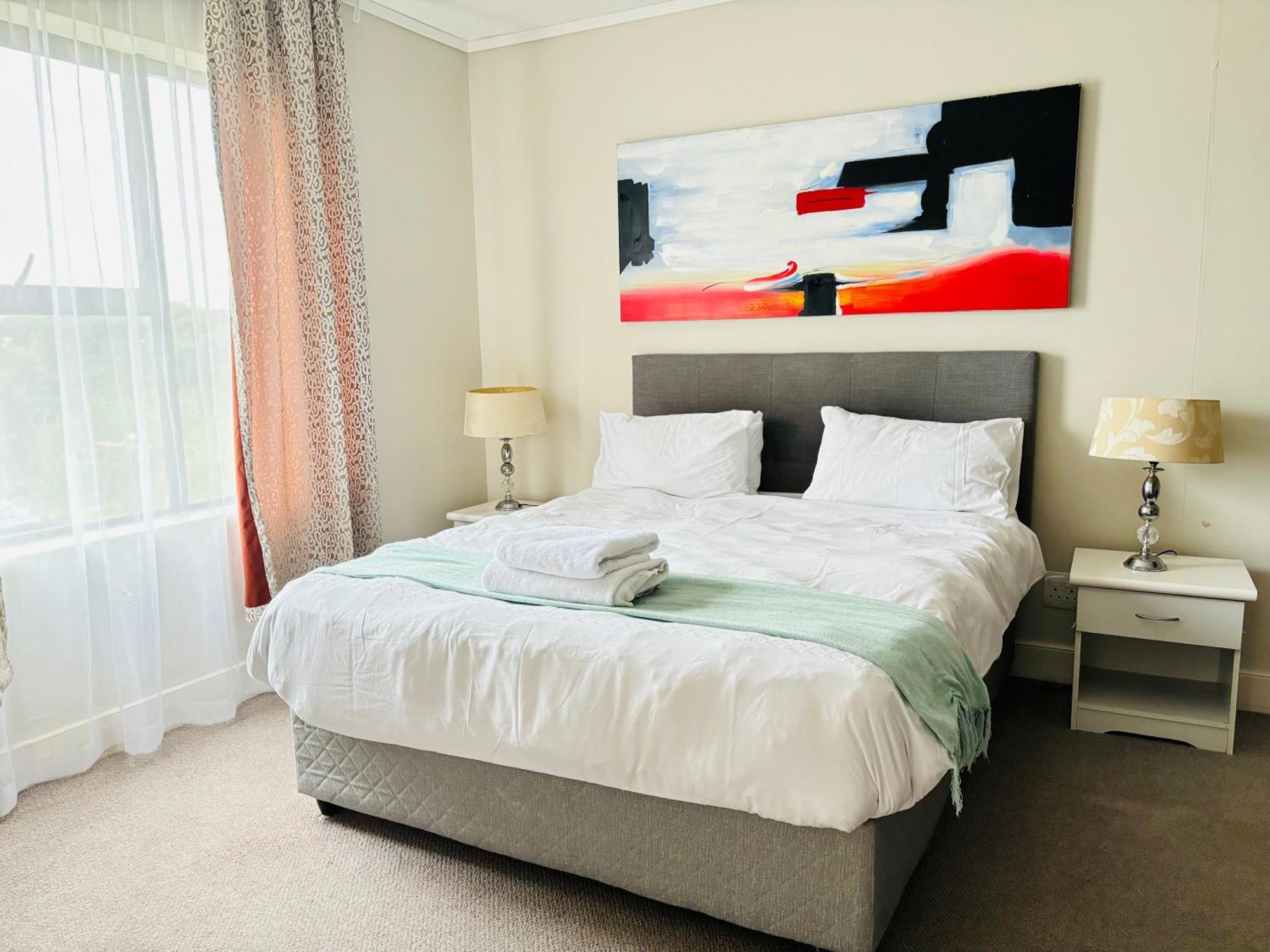 6 Sleeper Near Canal Walk Cape Town